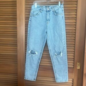 Wild Fable Super High-Rise Distressed Mom Taper Jeans Size 6